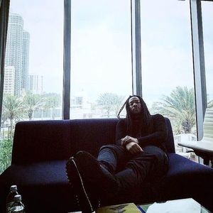 Meet your Posher, Ace